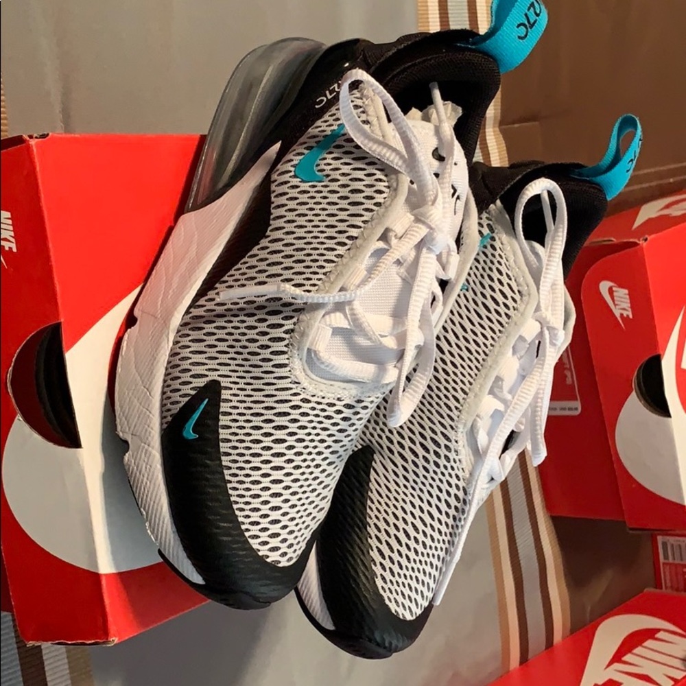 Boys Nike Air Max 270